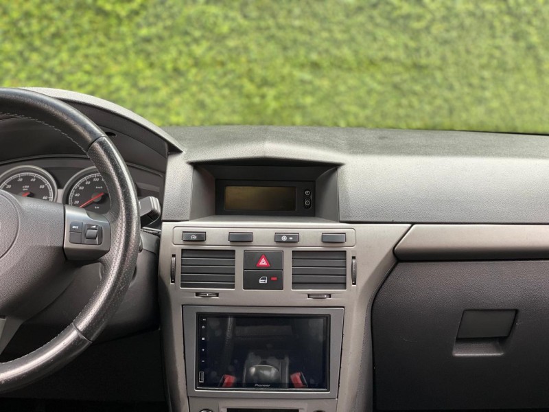 VECTRA 2.0 MPFI GT-X HATCH 8V FLEX 4P MANUAL - 2009 - FARROUPILHA