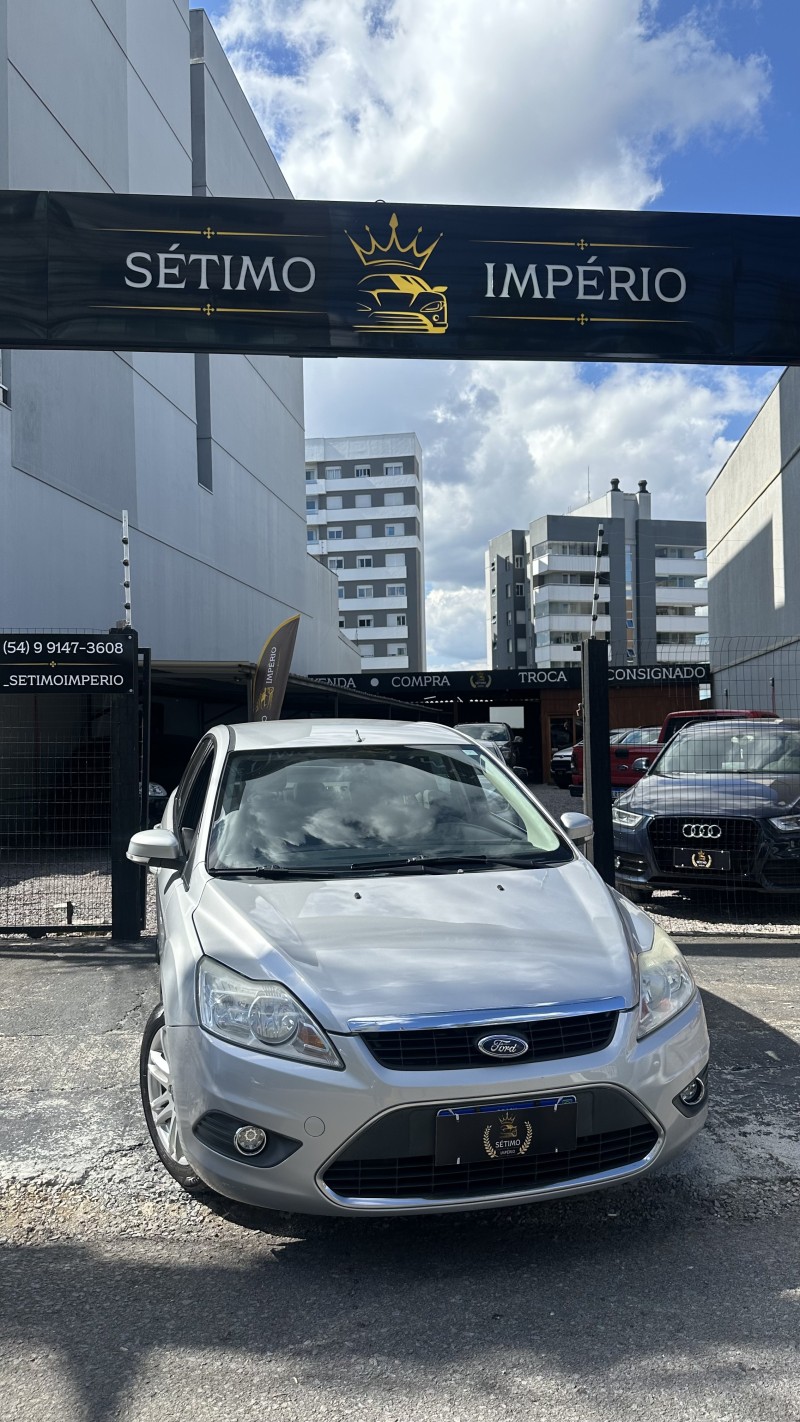 focus 1.6 s sedan 16v flex 4p manual 2012 caxias do sul