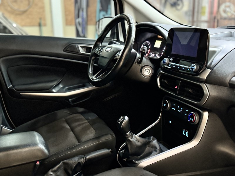 ECOSPORT 1.5 TIVCT FLEX SE MANUAL  - 2019 - CAXIAS DO SUL