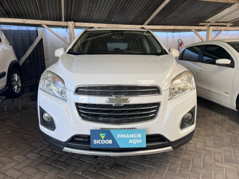 TRACKER 1.8 MPFI LTZ 4X2 16V FLEX 4P AUTOMÁTICO - 2016 - GARIBALDI