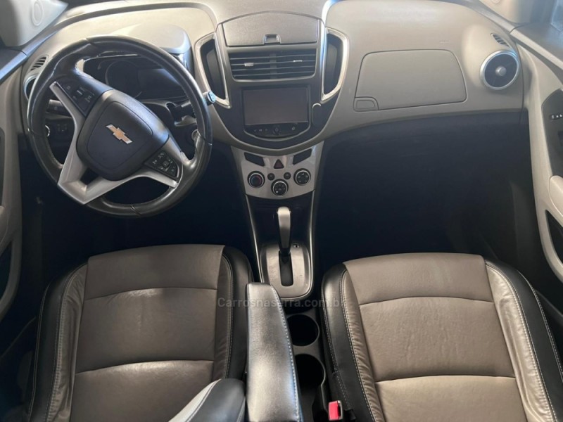 TRACKER 1.8 MPFI LTZ 4X2 16V FLEX 4P AUTOMÁTICO - 2016 - GARIBALDI