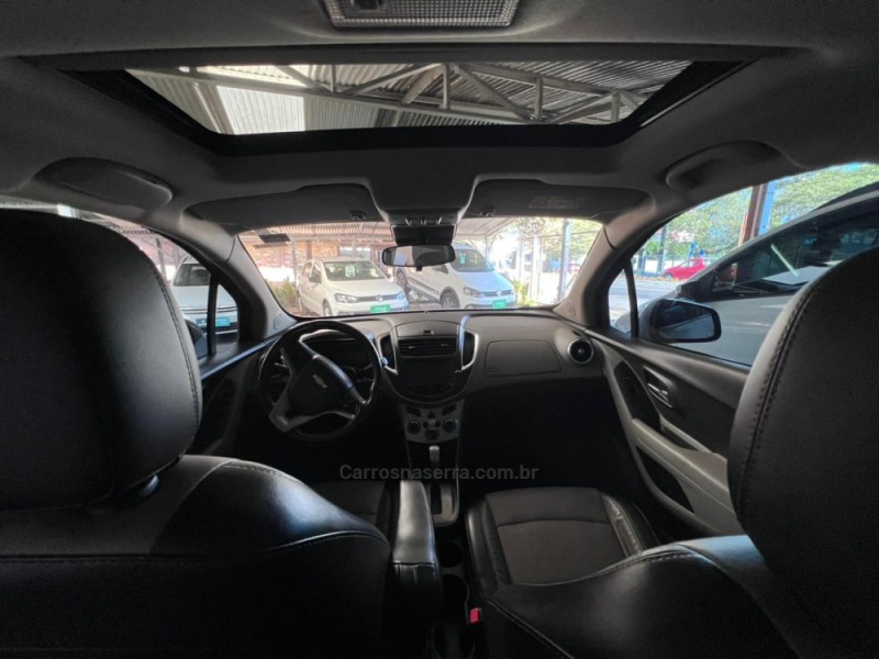 TRACKER 1.8 MPFI LTZ 4X2 16V FLEX 4P AUTOMÁTICO - 2016 - GARIBALDI