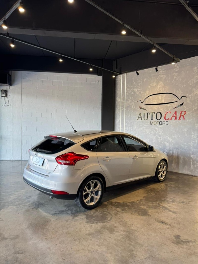 FOCUS 2.0 SE PLUS 16V FLEX 4P AUTOMÁTICO - 2016 - CAXIAS DO SUL