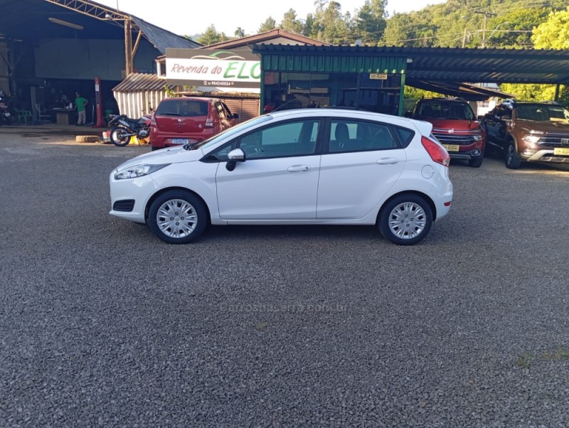 FIESTA 1.6 SE HATCH 16V FLEX 4P AUTOMÁTICO - 2017 - PICADA CAFé
