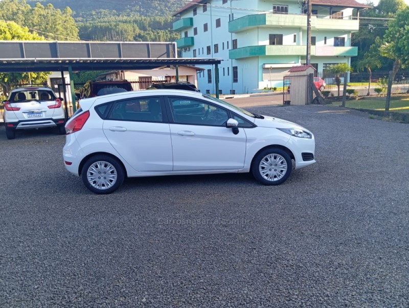 FIESTA 1.6 SE HATCH 16V FLEX 4P AUTOMÁTICO - 2017 - PICADA CAFé