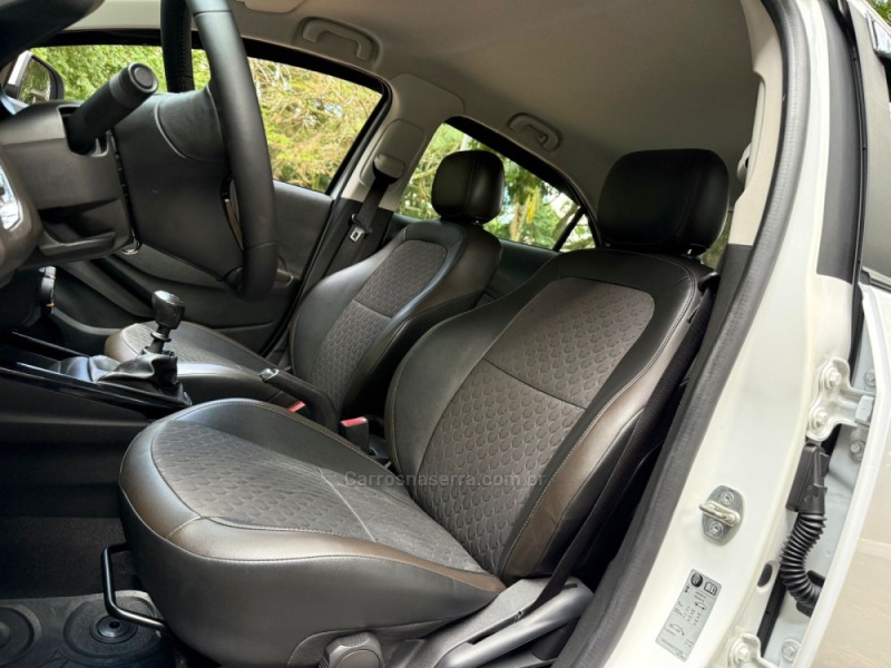 PRISMA 1.4 MPFI LTZ 8V FLEX 4P MANUAL - 2018 - DOIS IRMãOS