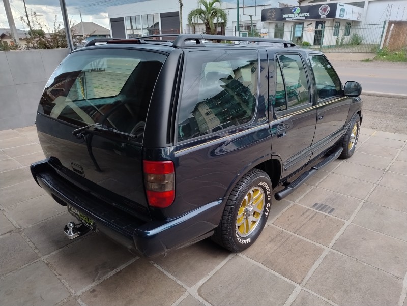 BLAZER 4.3 SFI DLX EXECUTIVE 4X2 V6 12V GASOLINA 4P MANUAL - 1999 - VACARIA