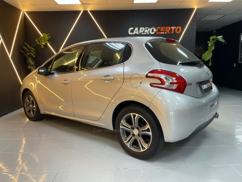208 1.6 GRIFFE 16V FLEX 4P AUTOMÁTICO - 2014 - NOVO HAMBURGO