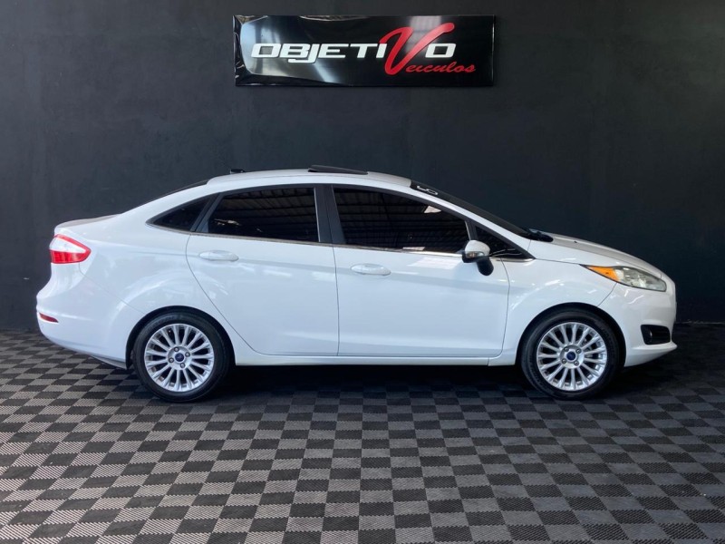 FIESTA 1.6 TITANIUM PLUS SEDAN 16V FLEX 4P AUTOMÁTICO - 2015 - CAXIAS DO SUL