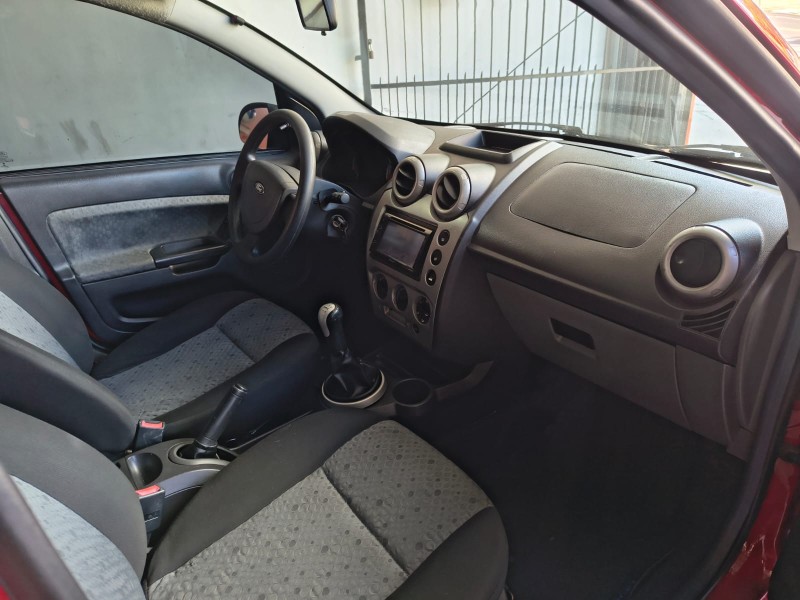 FIESTA 1.6 MPI CLASS 8V GASOLINA 4P MANUAL - 2014 - CAXIAS DO SUL