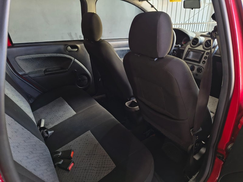 FIESTA 1.6 MPI CLASS 8V GASOLINA 4P MANUAL - 2014 - CAXIAS DO SUL