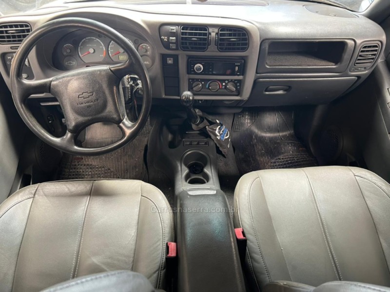 S10 2.8 RODEIO 4X4 CD 12V TURBO ELECTRONIC INTERCOOLER DIESEL 4P MANUAL - 2002 - GARIBALDI