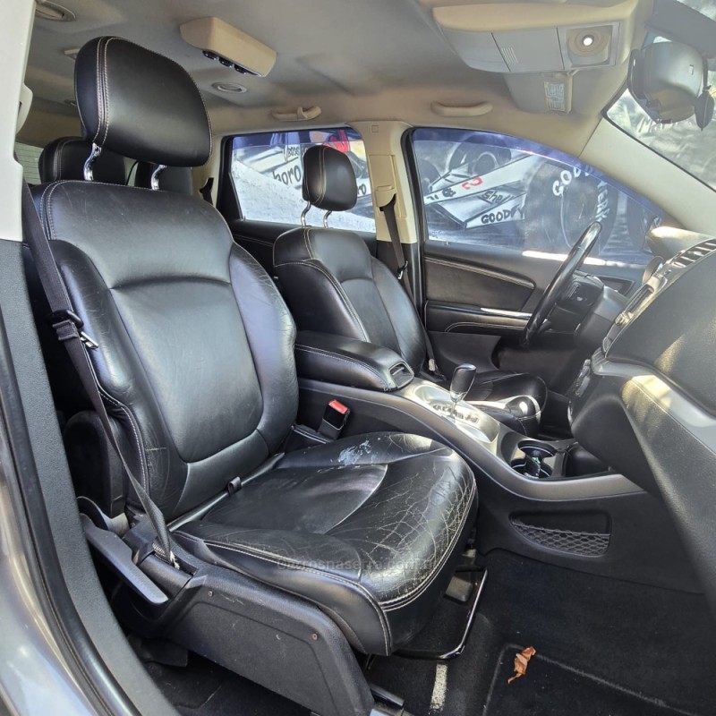 FREEMONT 2.4 PRECISION 16V GASOLINA 4P AUTOMÁTICO - 2012 - CAXIAS DO SUL