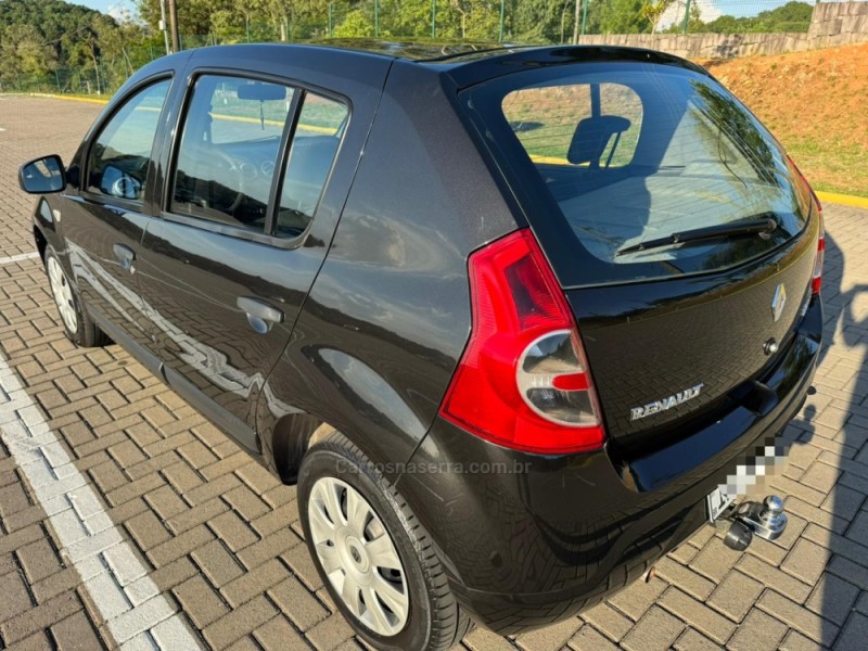 SANDERO 1.6 EXPRESSION 8V FLEX 4P MANUAL - 2011 - CAXIAS DO SUL