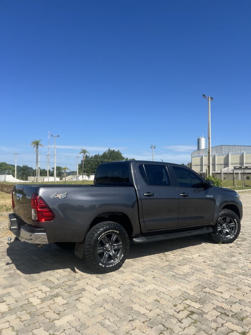 HILUX 2.8 SR 4X4 CD 16V DIESEL 4P AUTOMÁTICO - 2022 - ANTôNIO PRADO