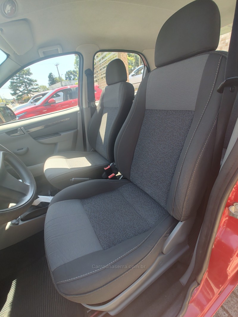 PRISMA 1.4 MPFI LT 8V FLEX 4P MANUAL - 2012 - CANELA