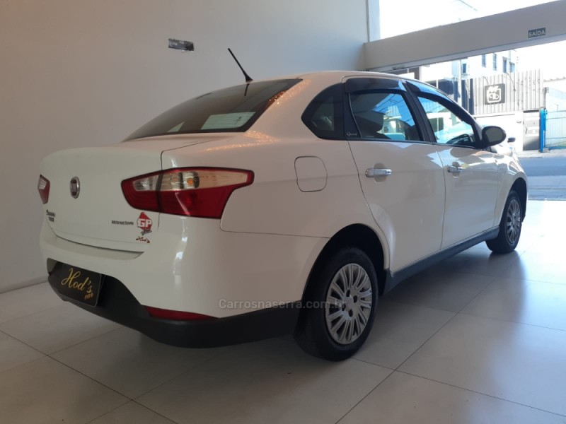 GRAND SIENA 1.0 ATTRACTIVE 8V FLEX 4P MANUAL - 2018 - CANELA
