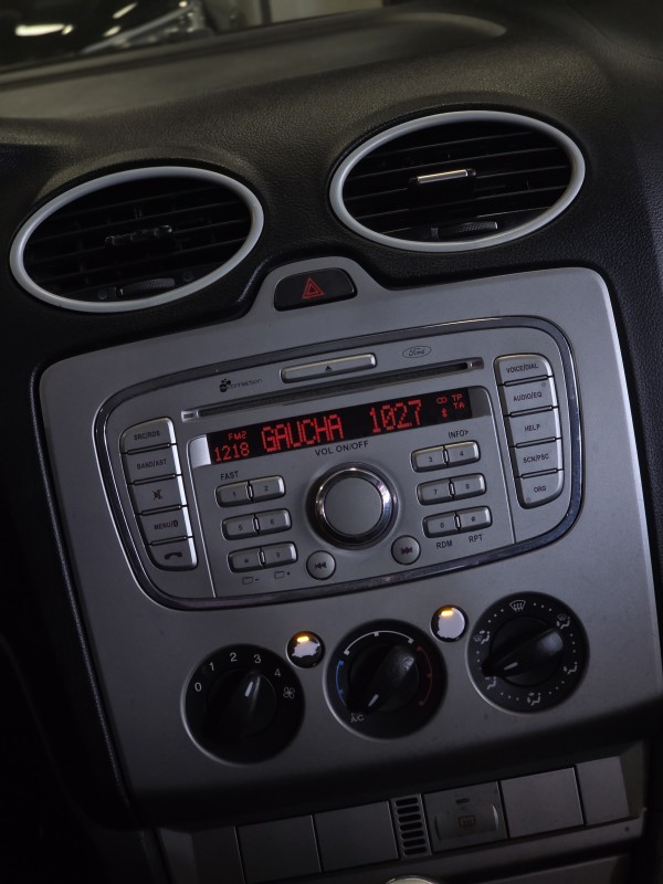 FOCUS 1.6 SE SEDAN 16V FLEX 4P MANUAL - 2012 - CAXIAS DO SUL