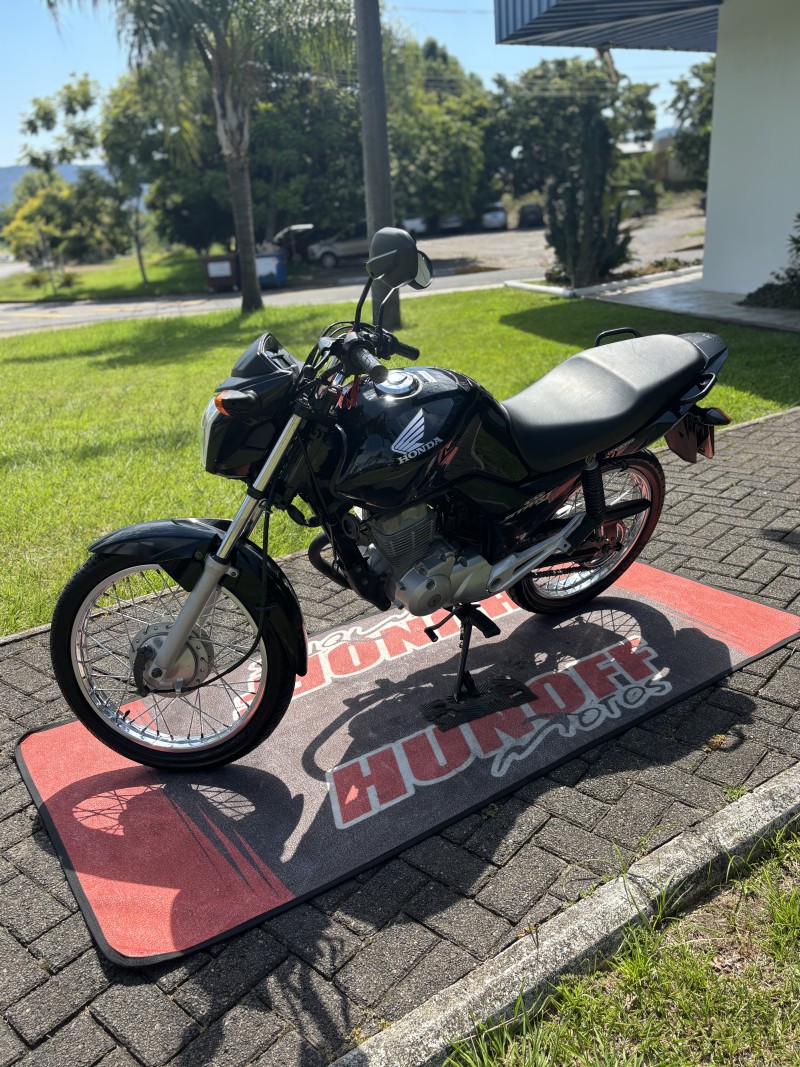 CG 150 START ES - 2015 - FELIZ