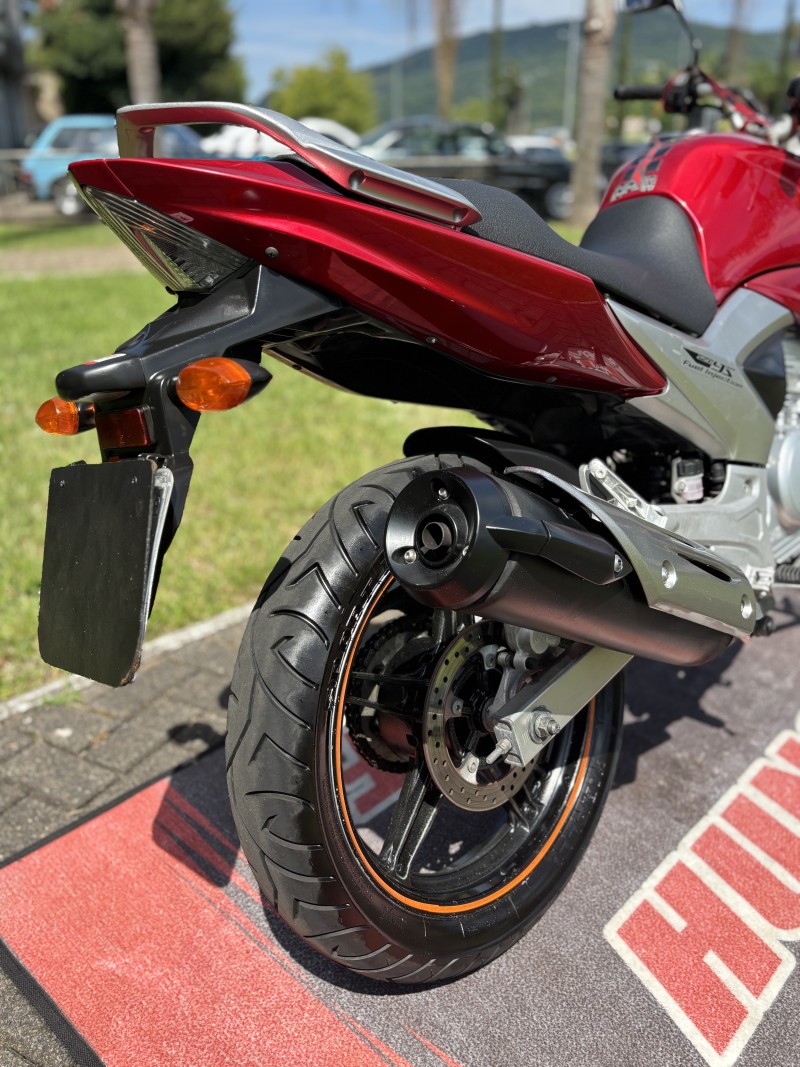 FAZER YS 250 - 2012 - FELIZ