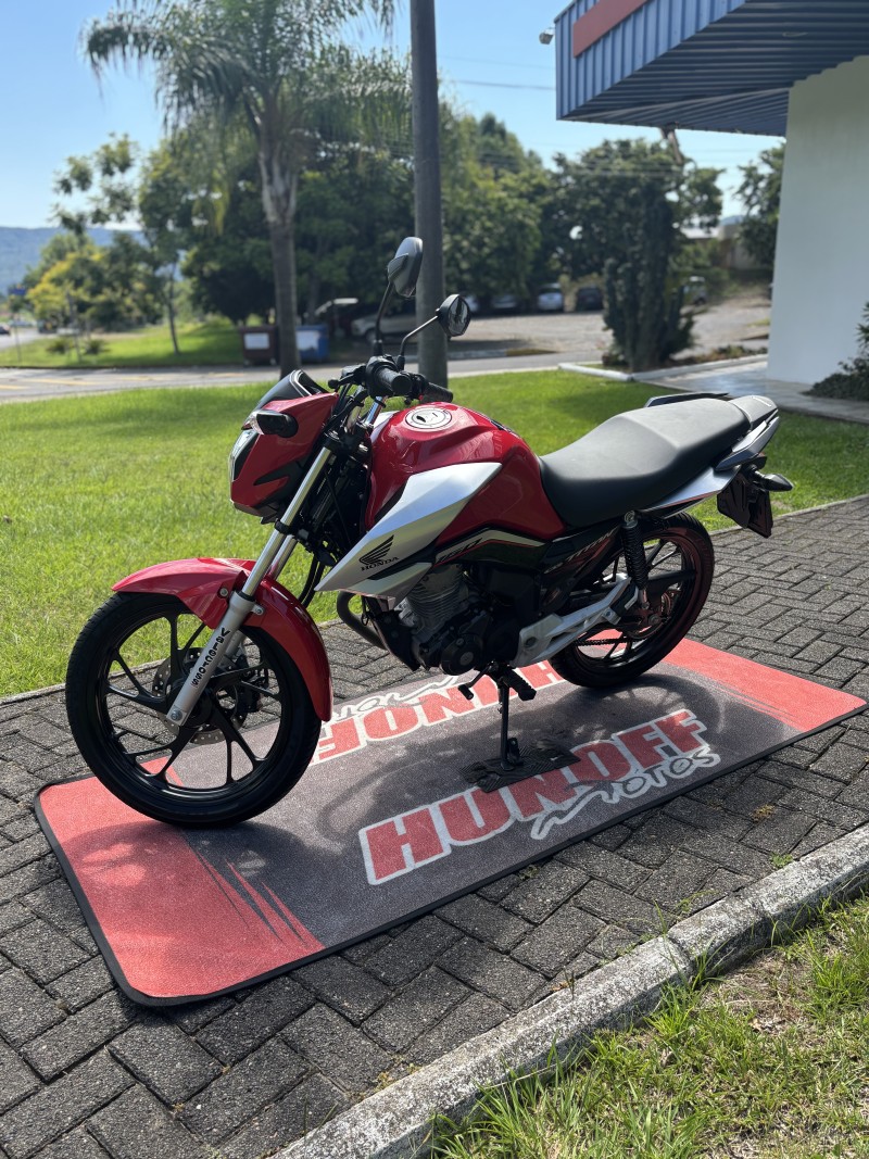 CG 160 TITAN - 2023 - FELIZ