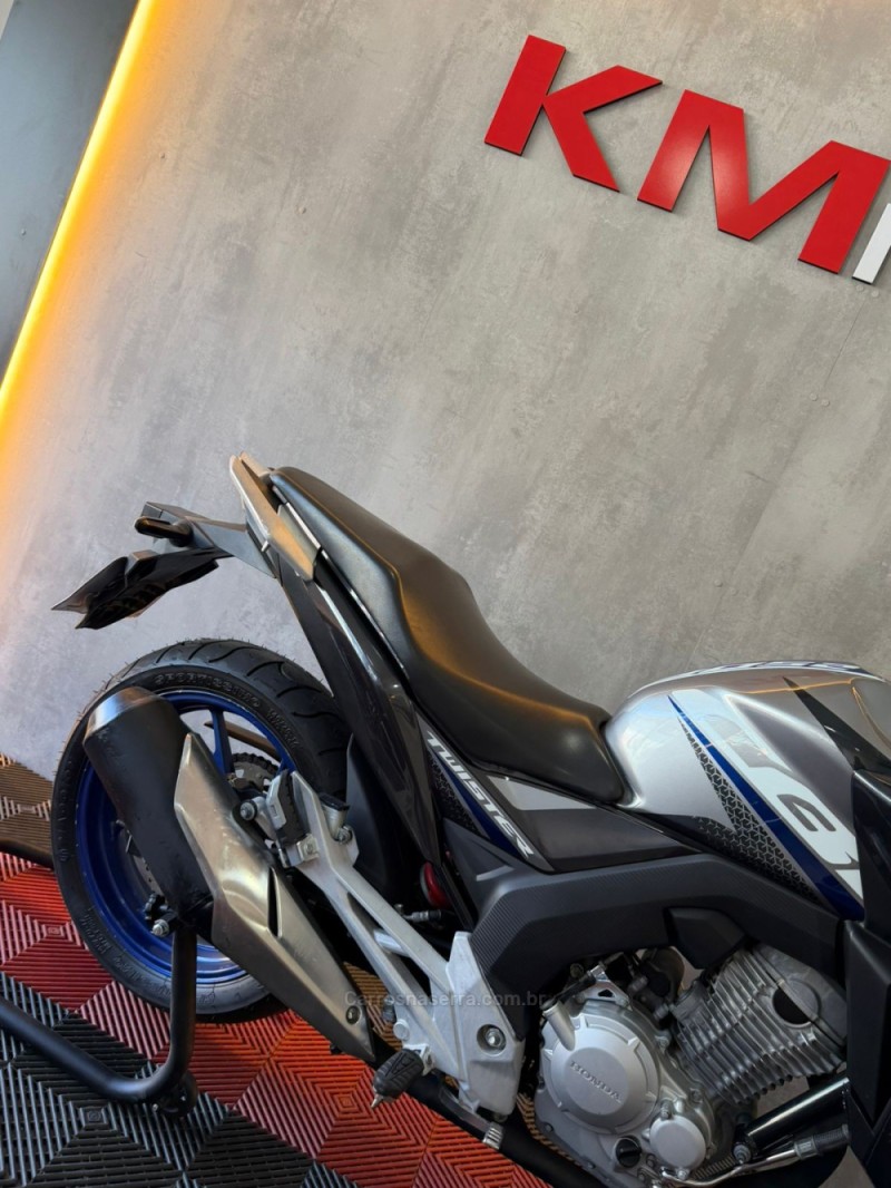 CB 250F TWISTER CBS - 2020 - PORTãO