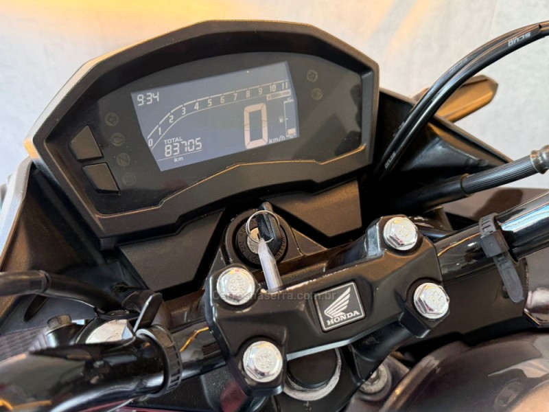 CB 250F TWISTER CBS - 2020 - PORTãO