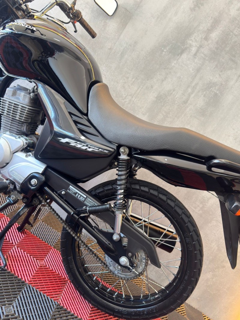 CG 125 FAN ES - 2009 - PORTãO