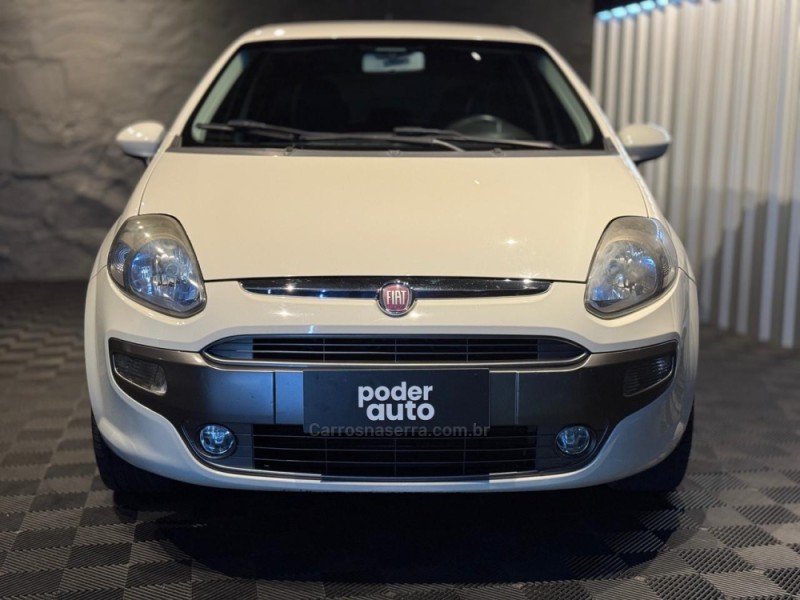 PUNTO 1.8 SPORTING 16V FLEX 4P AUTOMATIZADO - 2014 - FARROUPILHA