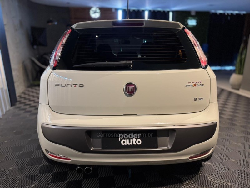 PUNTO 1.8 SPORTING 16V FLEX 4P AUTOMATIZADO - 2014 - FARROUPILHA