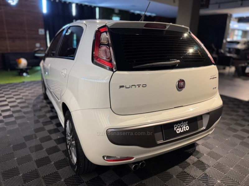 PUNTO 1.8 SPORTING 16V FLEX 4P AUTOMATIZADO - 2014 - FARROUPILHA