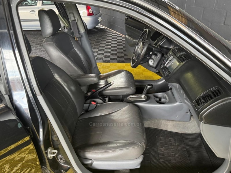 CIVIC 1.7 LX 16V GASOLINA 4P AUTOMÁTICO - 2003 - CAXIAS DO SUL