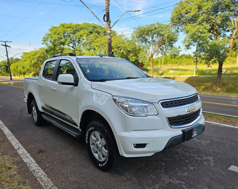 S10 2.4 LT 4X2 CD 8V FLEX 4P MANUAL - 2014 - VENâNCIO AIRES
