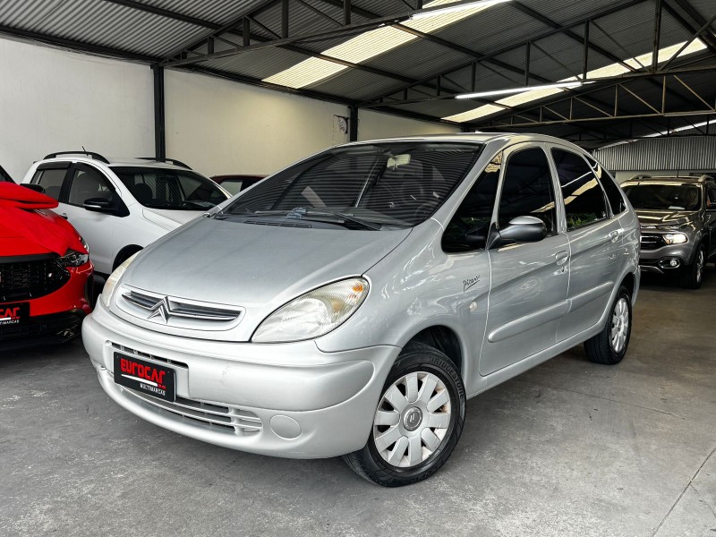 CITROËN - XSARA - 2005/2006 - Prata - R$ 10.900,00