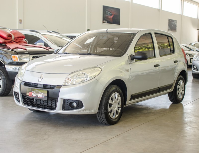SANDERO 1.0 AUTHENTIQUE 16V FLEX 4P MANUAL - 2012 - NOVO HAMBURGO