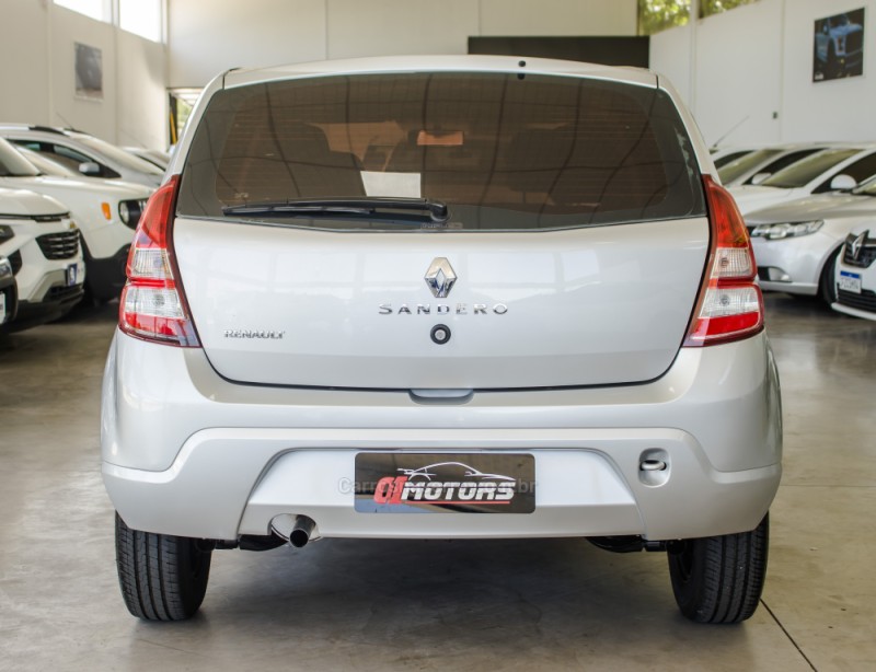 SANDERO 1.0 AUTHENTIQUE 16V FLEX 4P MANUAL - 2012 - NOVO HAMBURGO