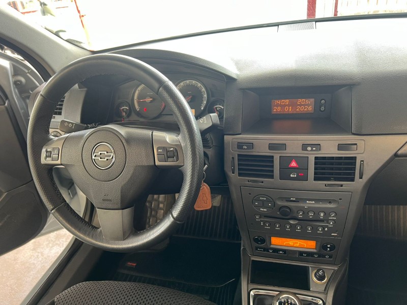 VECTRA 2.0 MPFI GT HATCH 8V FLEX 4P MANUAL - 2011 - CAXIAS DO SUL