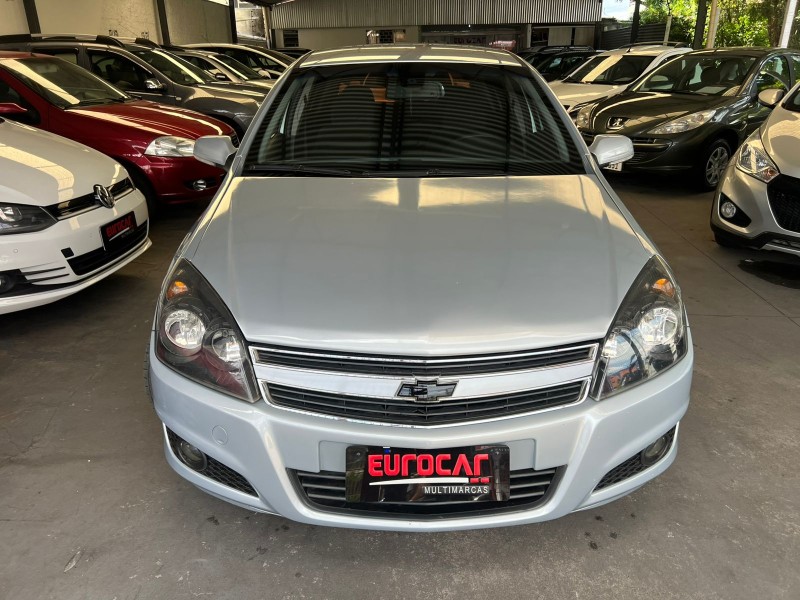 VECTRA 2.0 MPFI GT HATCH 8V FLEX 4P MANUAL - 2011 - CAXIAS DO SUL