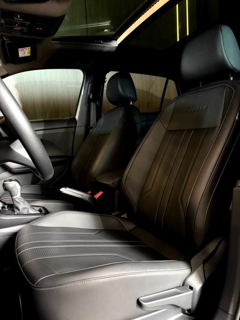 T-CROSS 1.4 HIGHLINE TSI 16V FLEX 4P AUTOMÁTICO - 2025 - LAJEADO