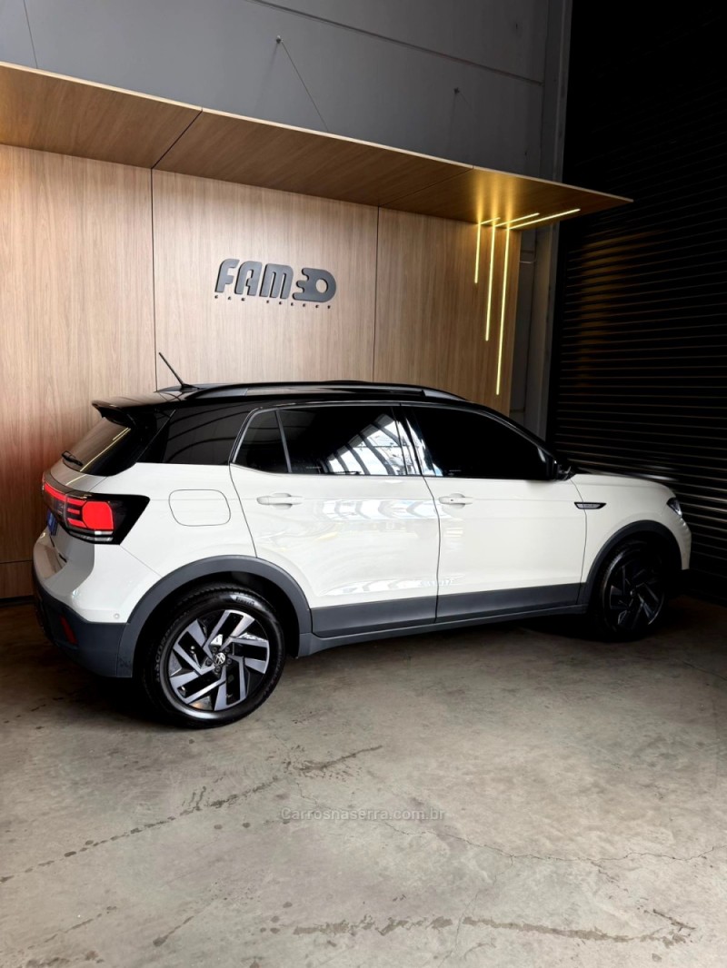 T-CROSS 1.4 HIGHLINE TSI 16V FLEX 4P AUTOMÁTICO - 2025 - LAJEADO