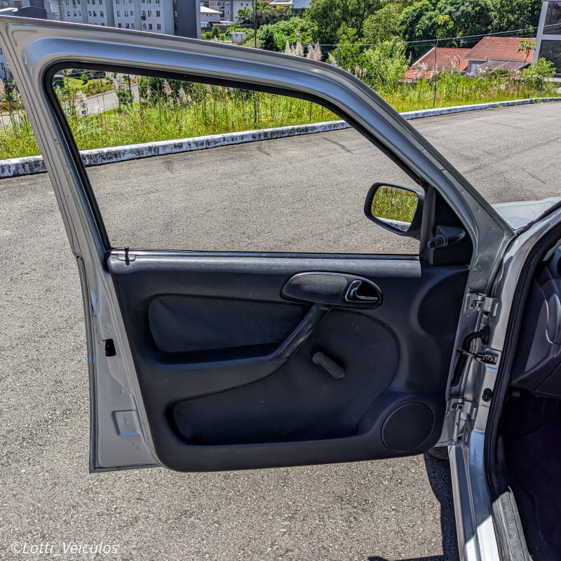 GOL 1.6 MI POWER 8V FLEX 4P MANUAL G.III - 2005 - FARROUPILHA