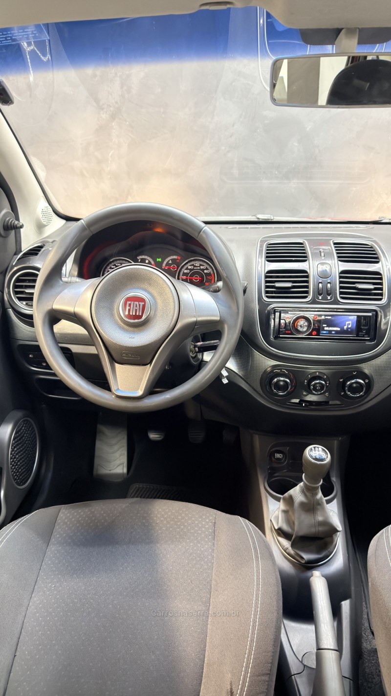 GRAND SIENA 1.4 MPI ATTRACTIVE 8V FLEX 4P MANUAL - 2015 - CAXIAS DO SUL