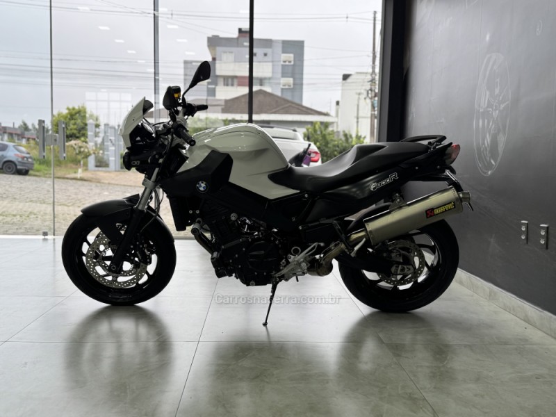 F 800 R - 2011 - CAXIAS DO SUL