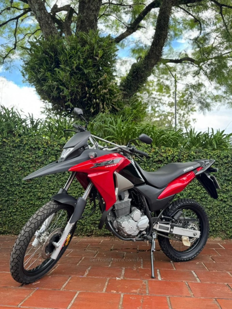 XRE 300  - 2016 - LAJEADO