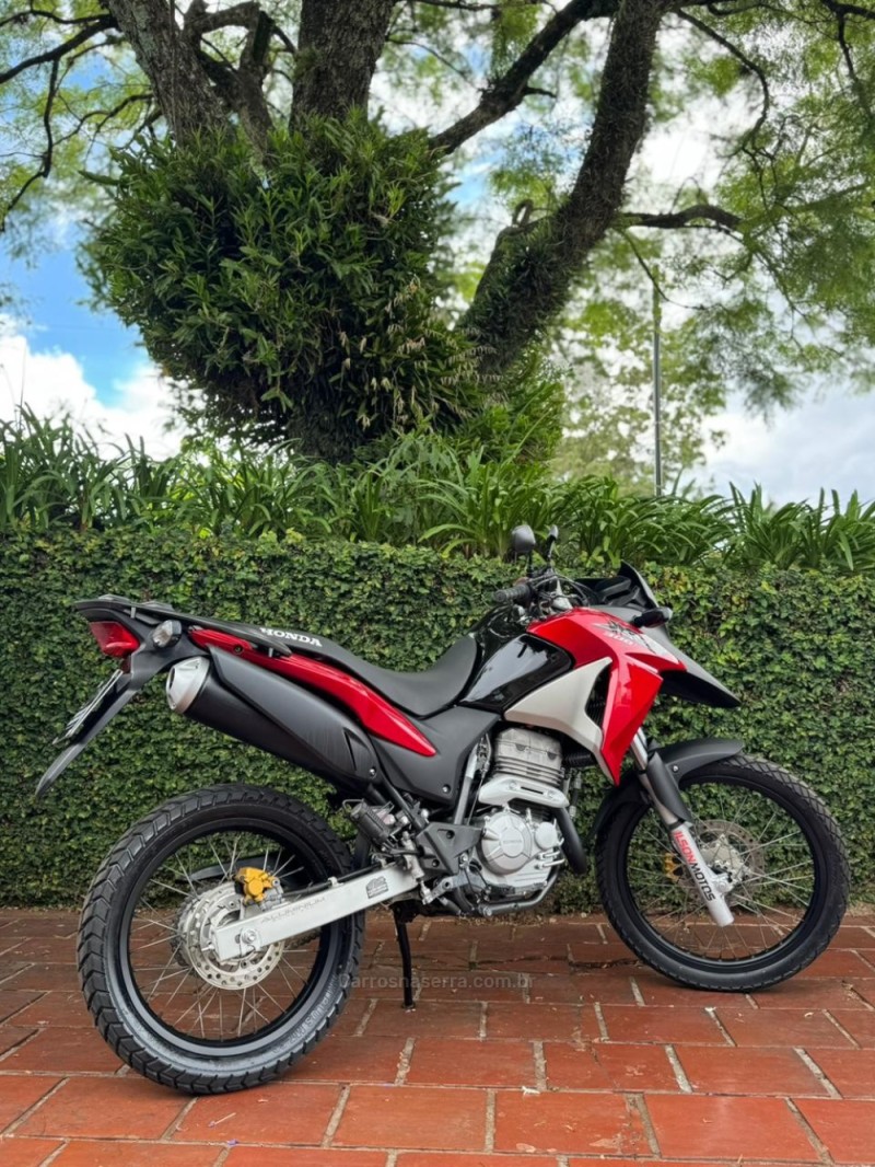 XRE 300  - 2016 - LAJEADO