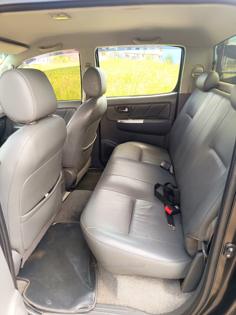 HILUX 3.0 SRV 4X4 CD 16V TURBO INTERCOOLER DIESEL 4P AUTOMÁTICO - 2013 - CAXIAS DO SUL