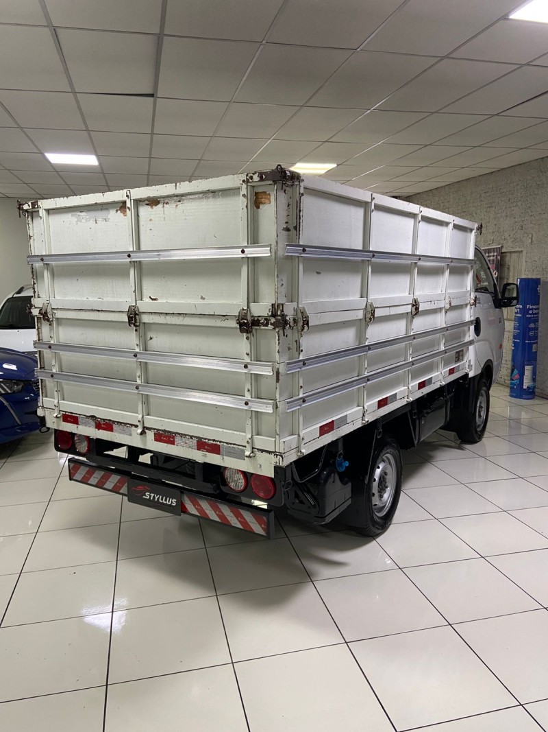 BONGO 2.5 K-2500 4X2 CS TURBO DIESEL 2P MANUAL - 2024 - ESTâNCIA VELHA