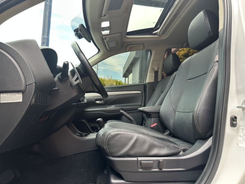 OUTLANDER 2.0 16V GASOLINA 4P AUTOMÁTICO - 2014 - CAXIAS DO SUL