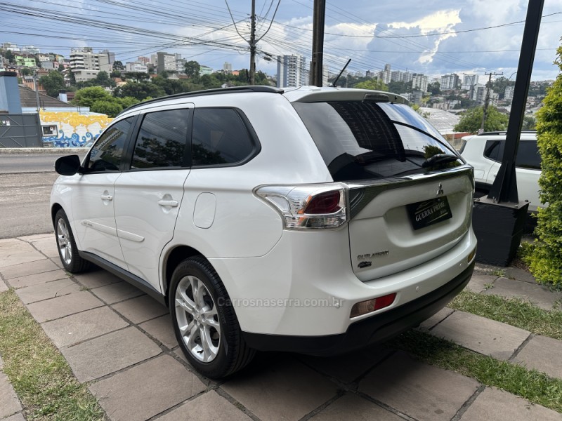 OUTLANDER 2.0 16V GASOLINA 4P AUTOMÁTICO - 2014 - CAXIAS DO SUL