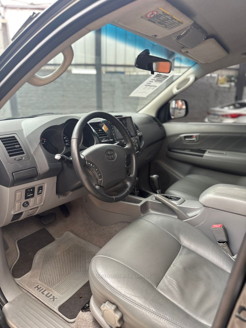 HILUX 3.0 SRV 4X4 CD 16V TURBO INTERCOOLER DIESEL 4P AUTOMÁTICO - 2010 - PASSO FUNDO
